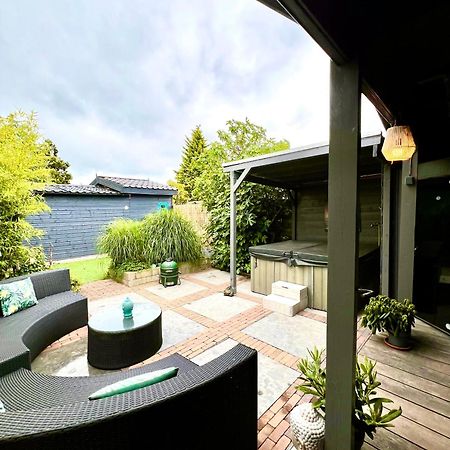 Buddha Style Family House & Jacuzzi & Sauna Near Amsterdam Vijfhuizen Exteriér fotografie