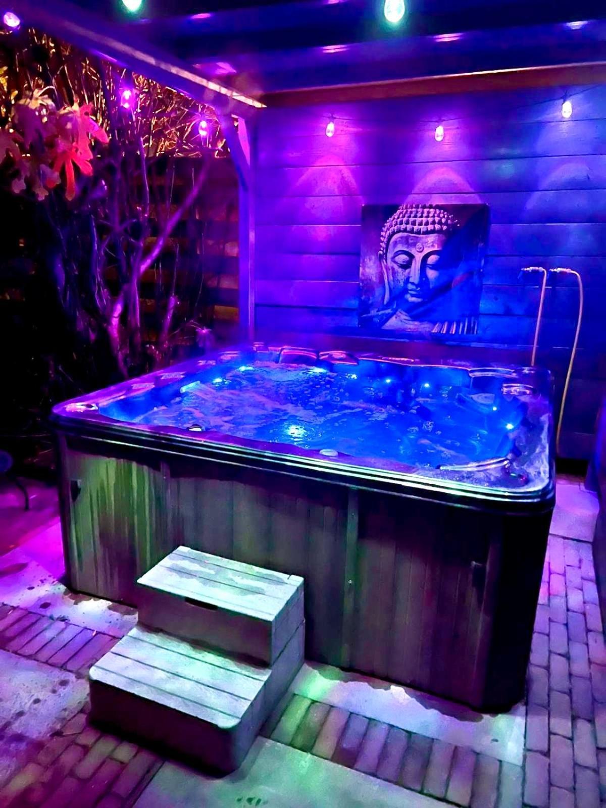 Buddha Style Family House & Jacuzzi & Sauna Near Amsterdam Vijfhuizen Exteriér fotografie